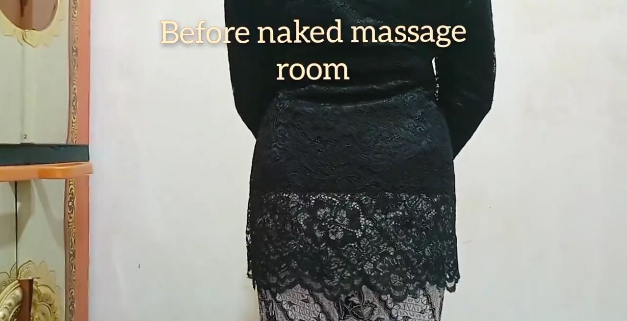 Kebaya Hitam Viral Terbaru