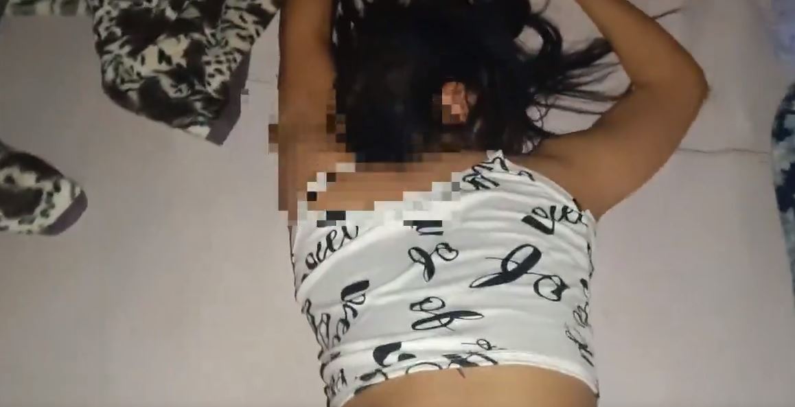 Mahasiswi Cantik Di Paksa Mantan Untuk Menyalurkan