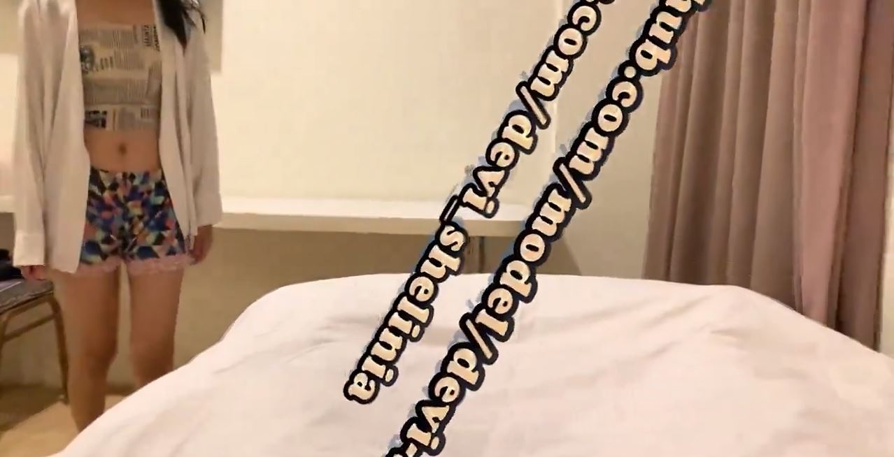 Main Sama Pacar Teman Yang Cantik Di Hotel