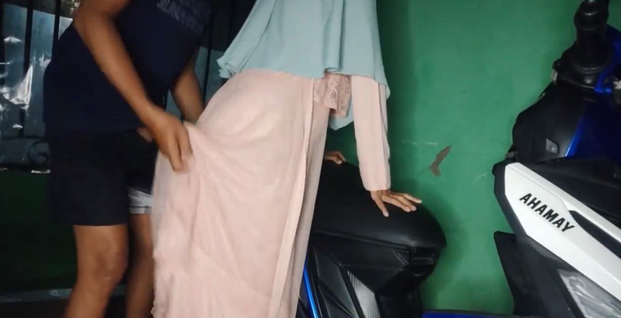 Sensasi Bebeda Wikwik Di Atas Motor Sama Istri